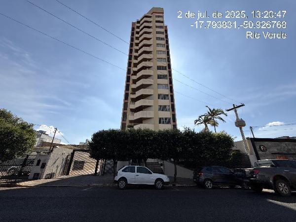 Imóvel de leilão CAIXA em Rio verde Goiás - Centro - Venda Direta Online