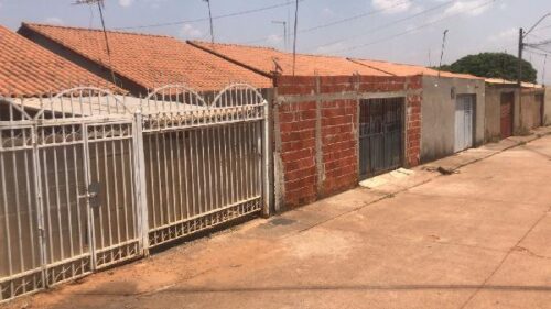 Imóvel de leilão CAIXA em AGUAS LINDAS DE GOIAS GO - PARQUE DA BARRAGEM SETOR 12 - Venda Direta Online